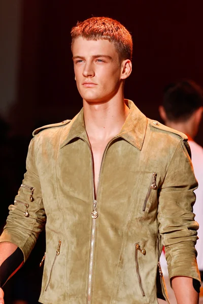 Look 34